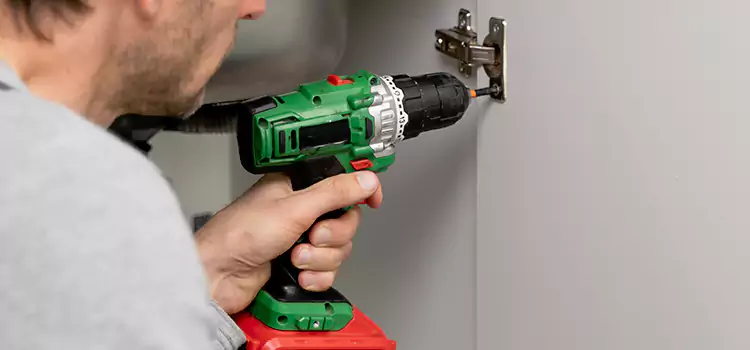 Commercial Door Hinge Repair Bettendorf