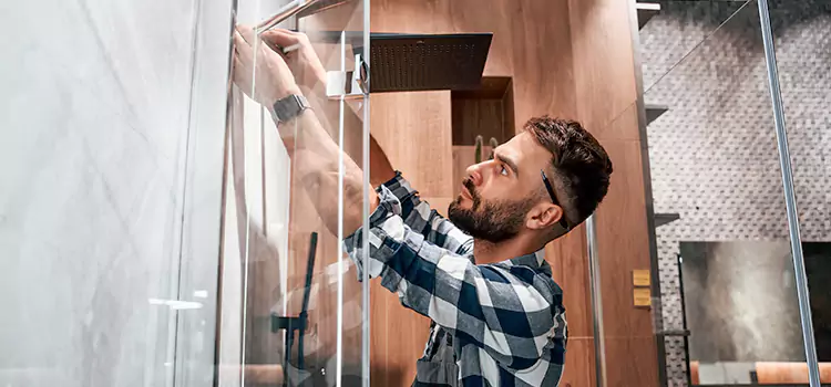 Replace Shower Doors with Frameless Bettendorf
