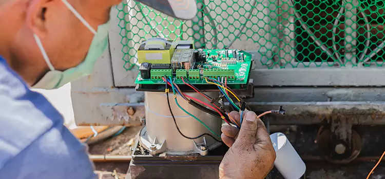 Electric Gate Motor Replacement in Bettendorf, IA