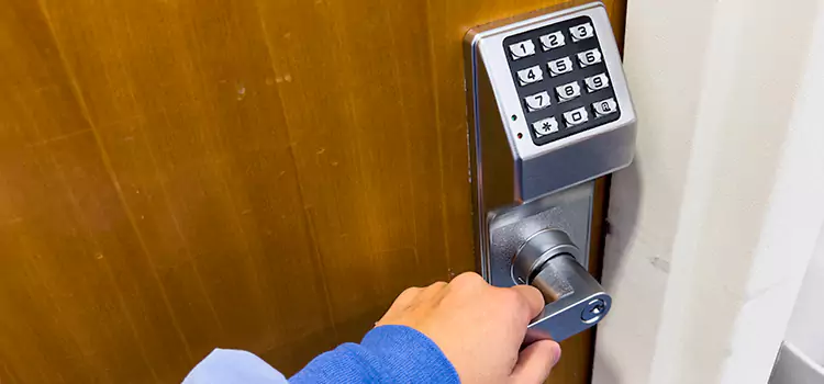 Why Choose Us for Your Keypad Lock Needs in Bettendorf, IA?